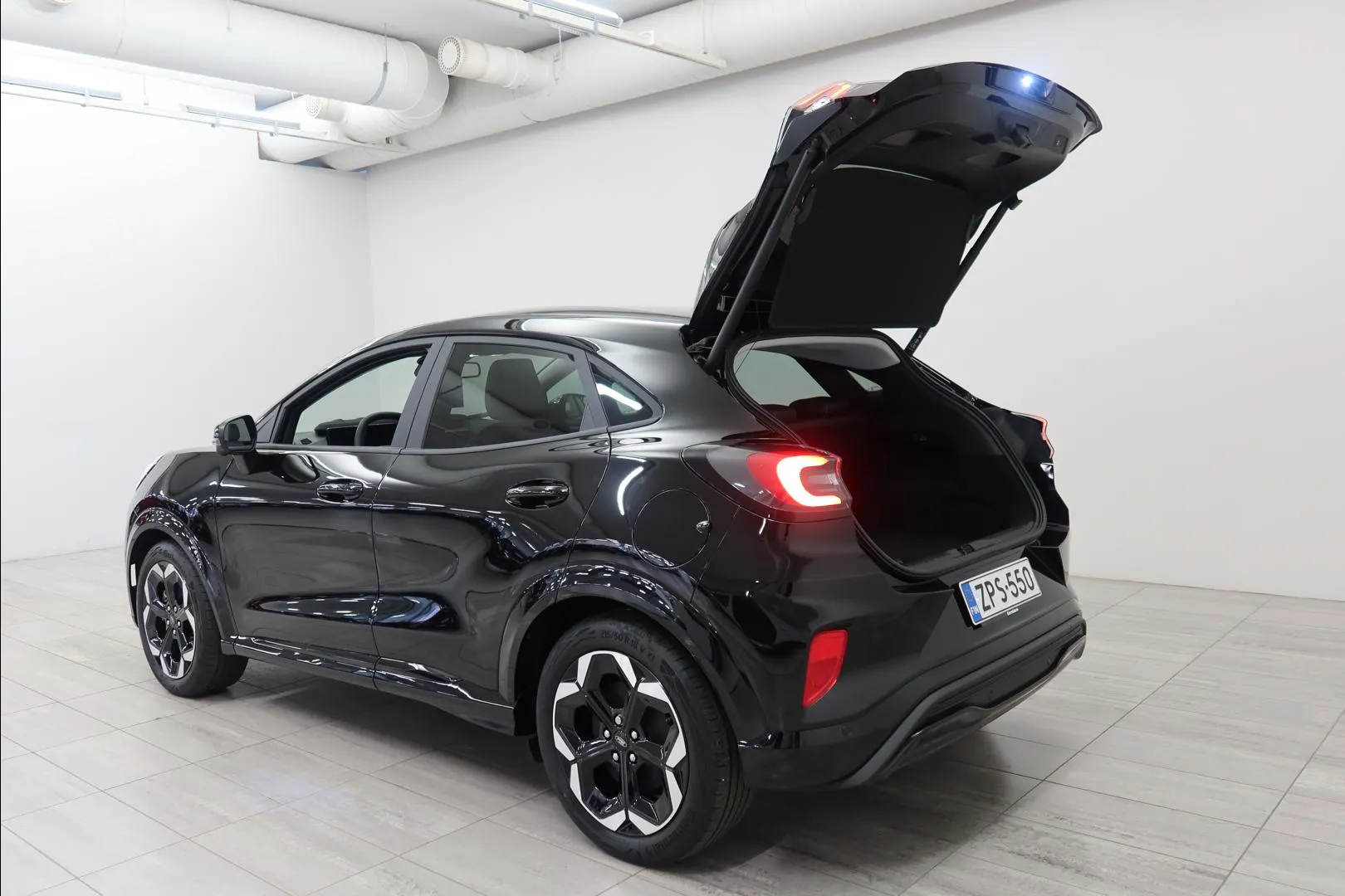 Ford Puma Gen-E ZPS-550 carousel image