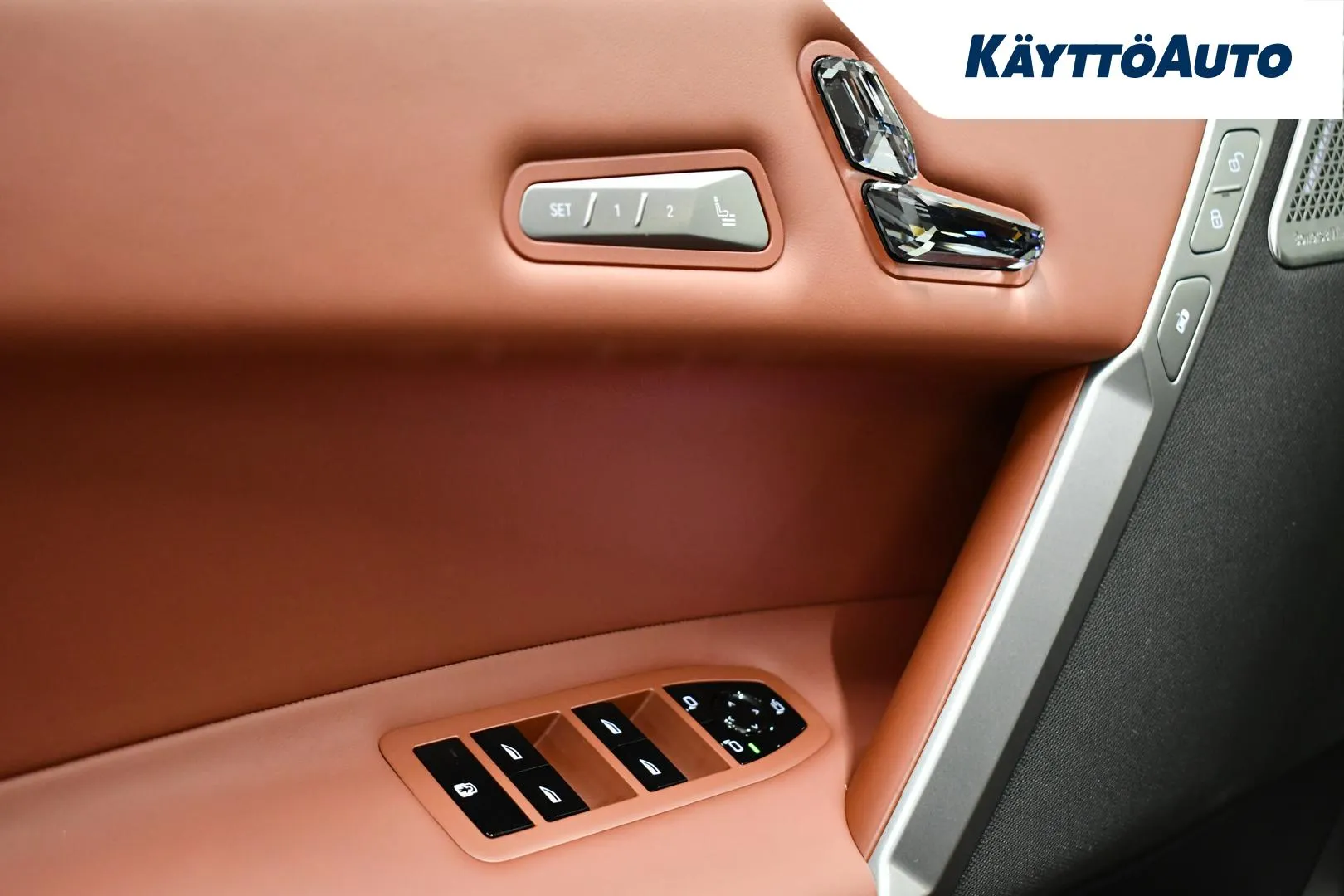 BMW iX ZPV-206 carousel image