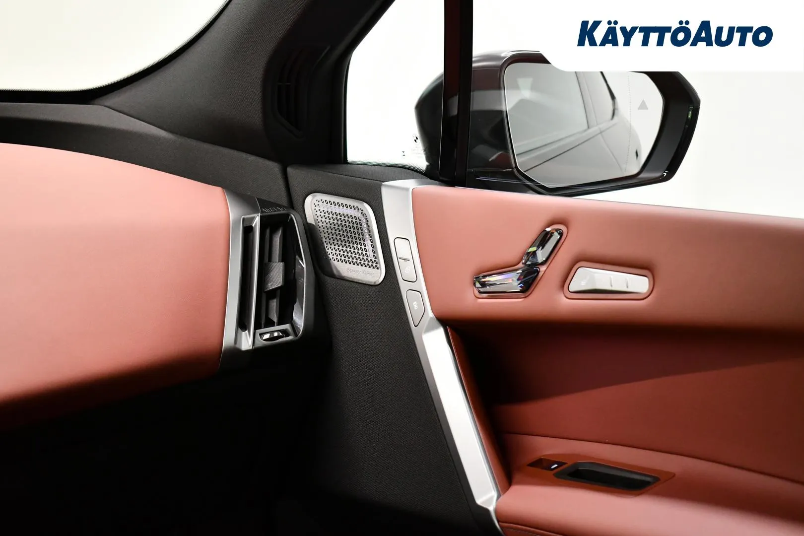 BMW iX ZPV-206 carousel image