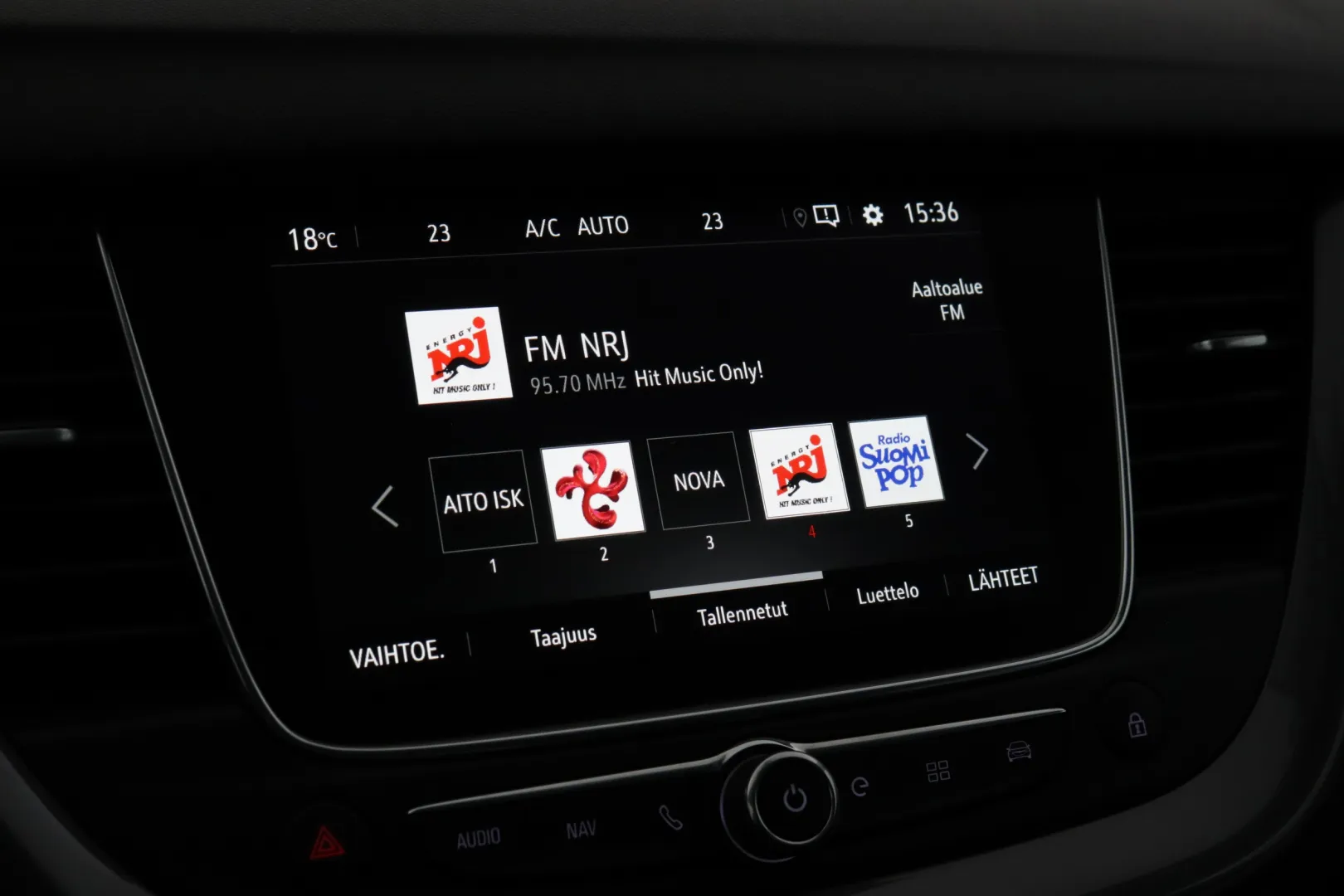 OPEL Grandland X MZF-687 carousel image