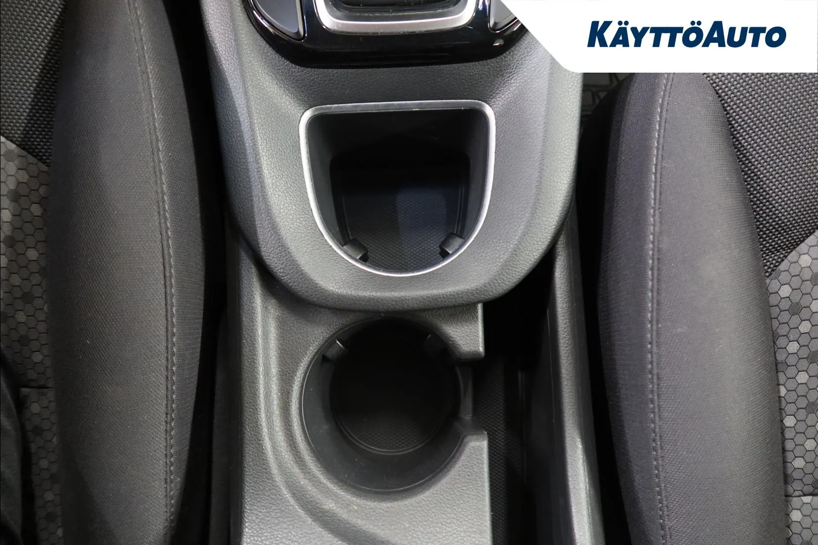 HYUNDAI IONIQ plug-in VXT-824 carousel image