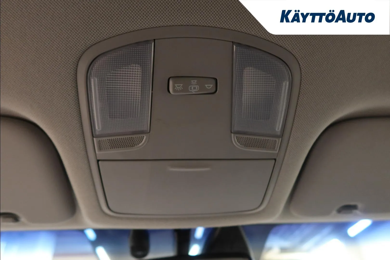 HYUNDAI IONIQ plug-in VXT-824 carousel image