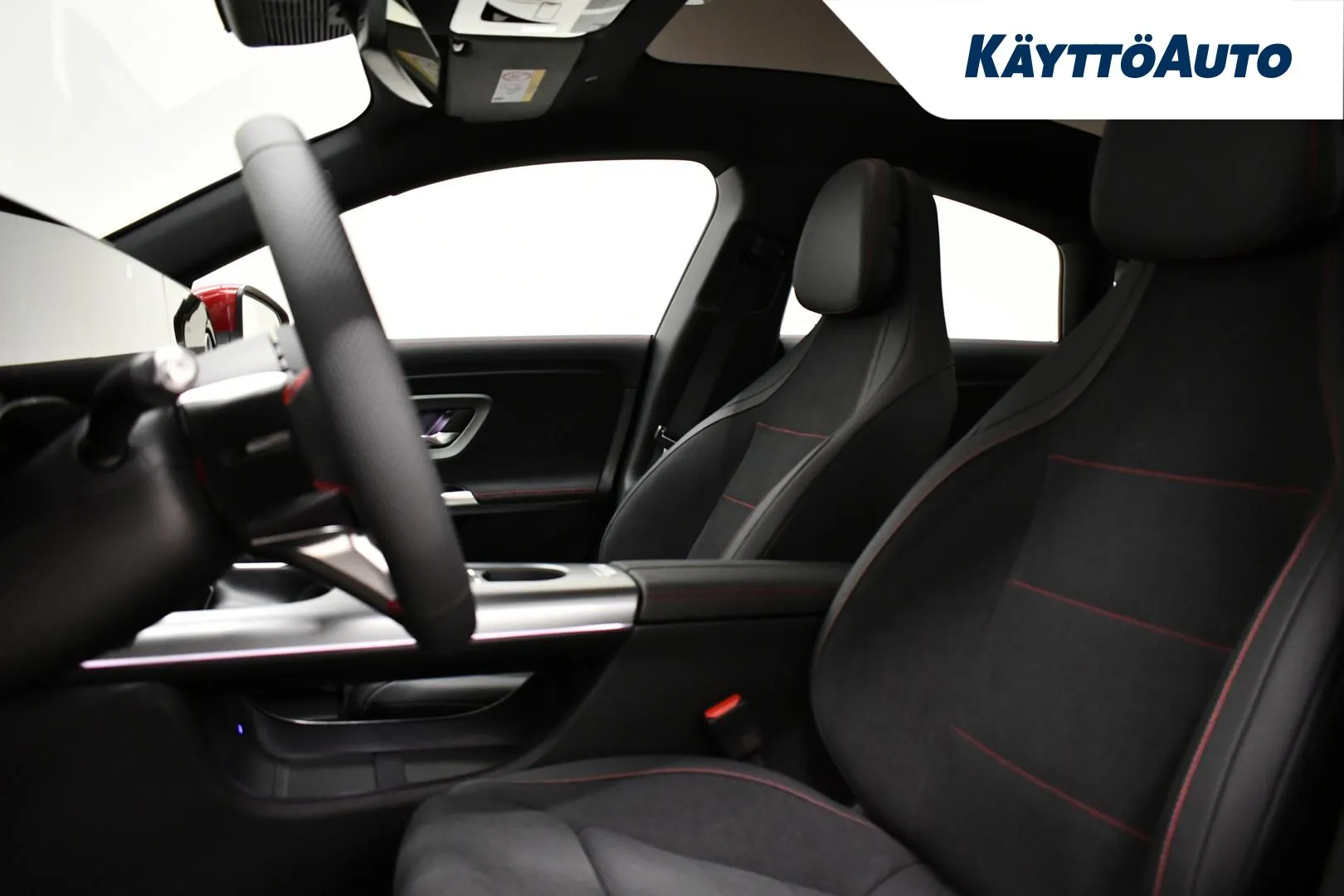 Mercedes-Benz CLA FSJ-212 carousel image