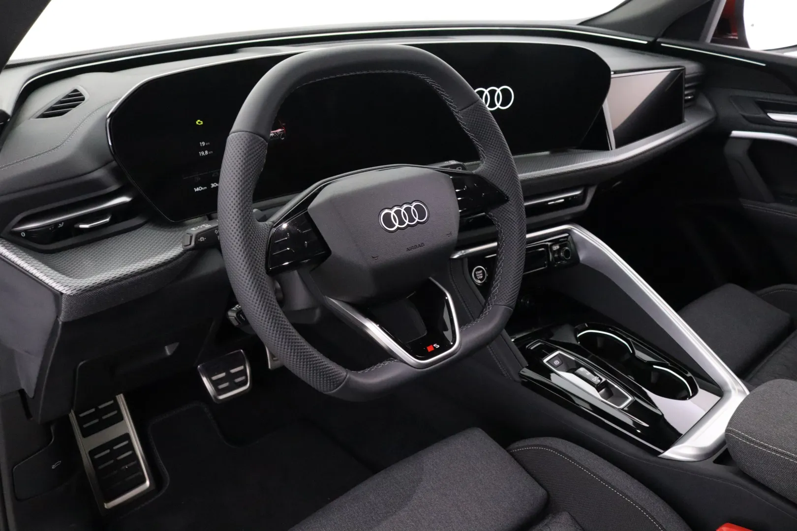 Audi Q5 ZPS-626 carousel image