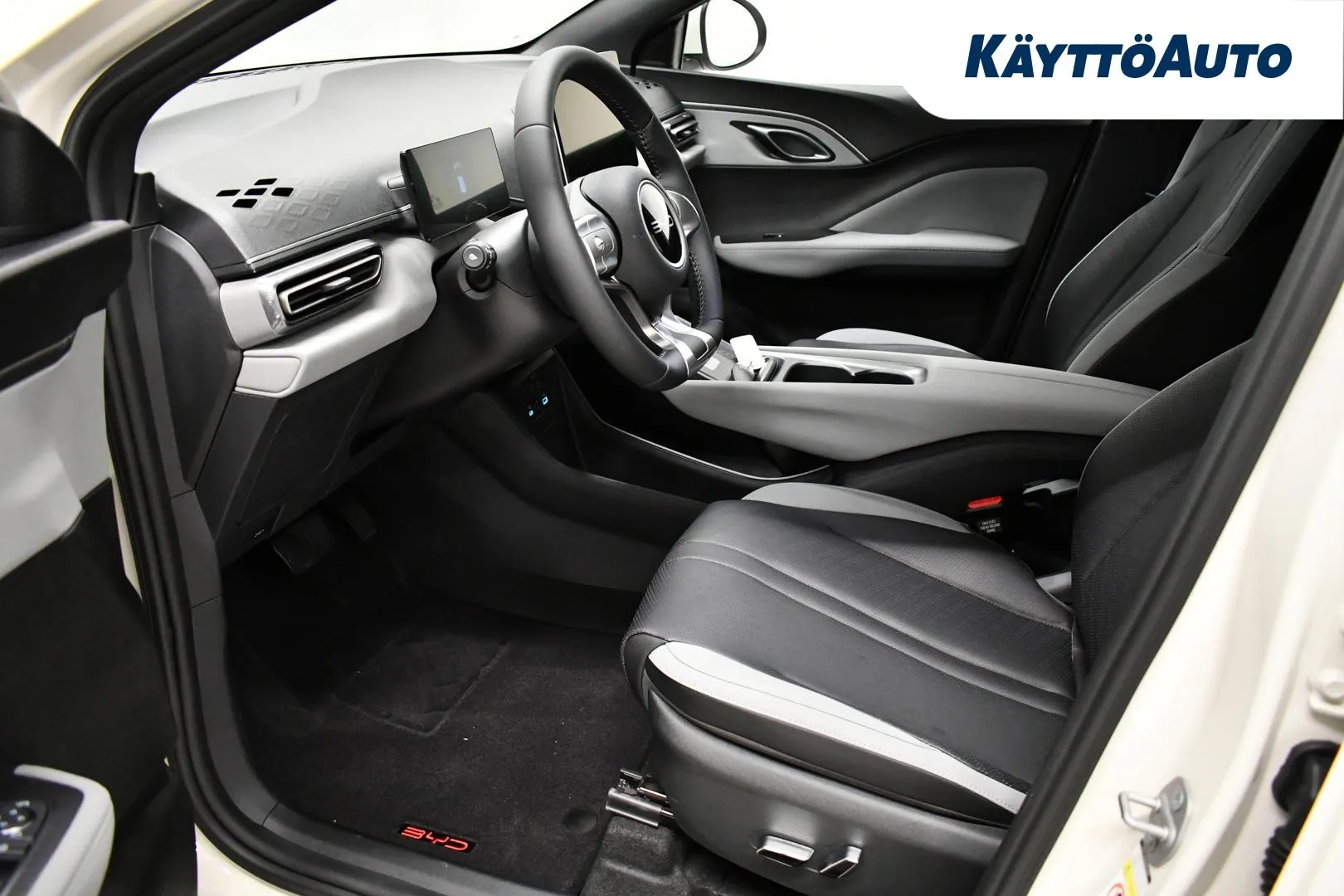 BYD Dolphin Surf FSK-773 carousel image