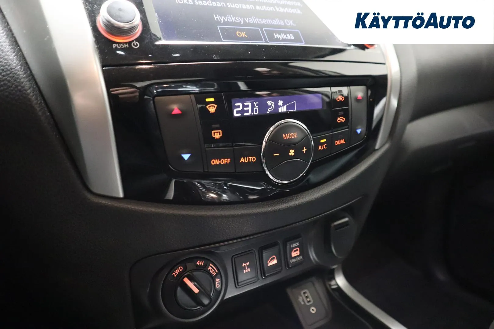 NISSAN Navara ESS-106 carousel image