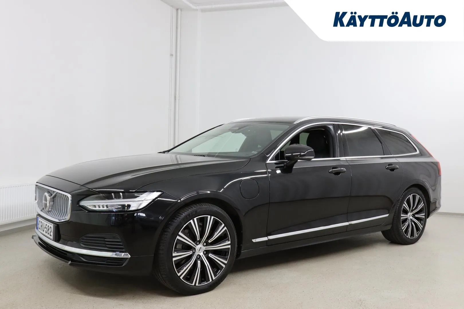 VOLVO V90 CRU-582 carousel image