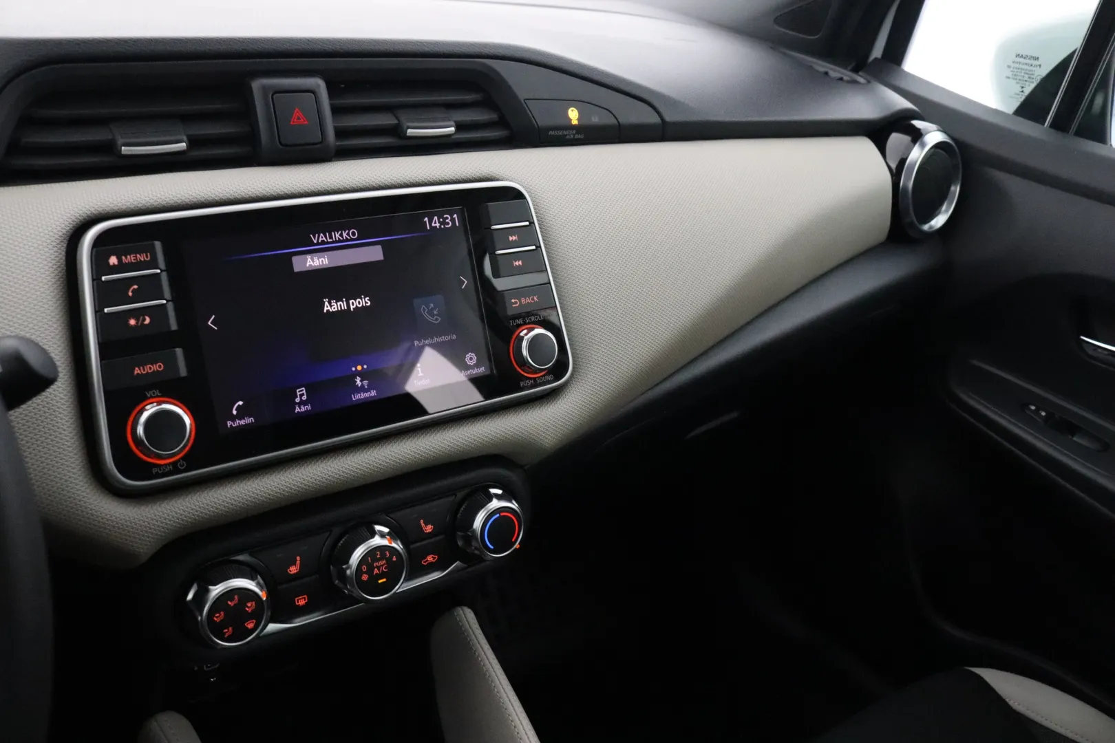 NISSAN Micra NLN-207 carousel image