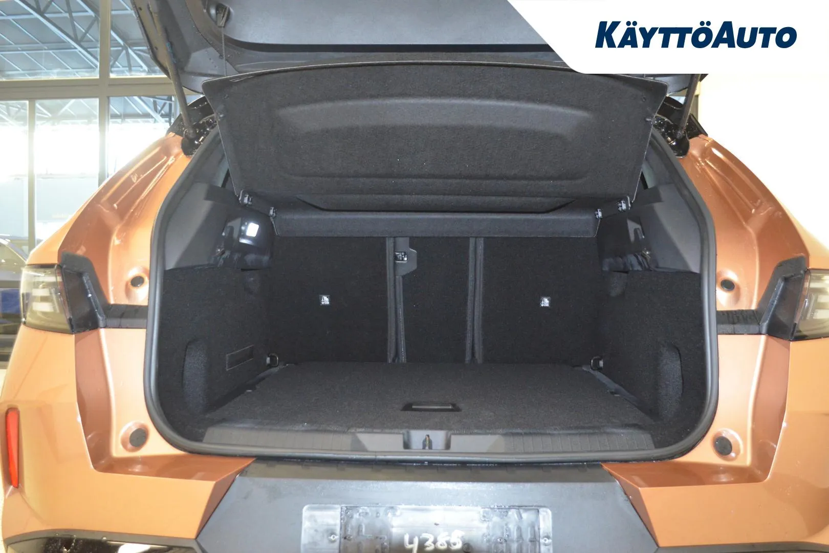 OPEL Grandland EVP-448 carousel image