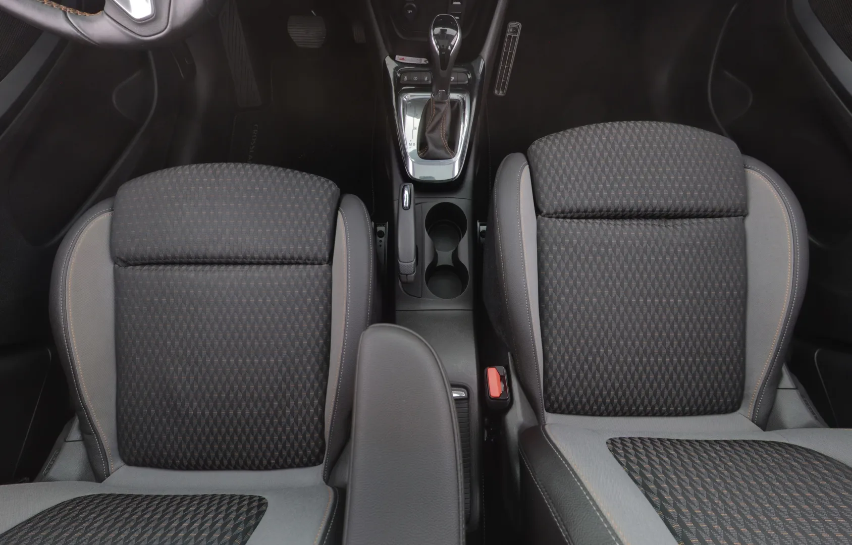 OPEL Crossland X FMU-785 carousel image