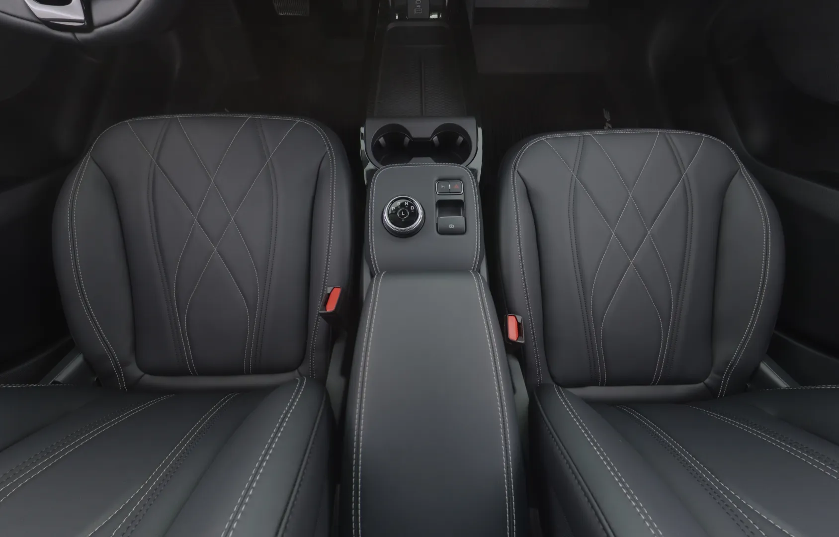 FORD Mustang Mach-E ETV-624 carousel image