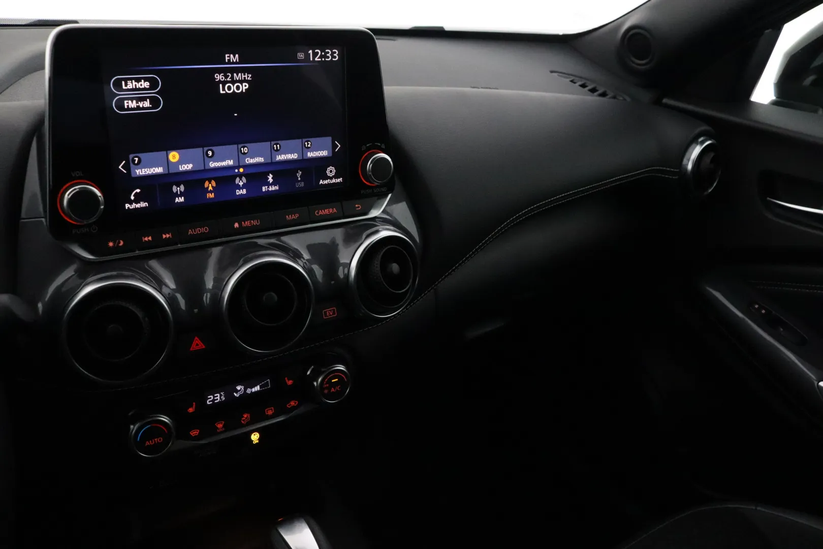 NISSAN Juke NNF-975 carousel image