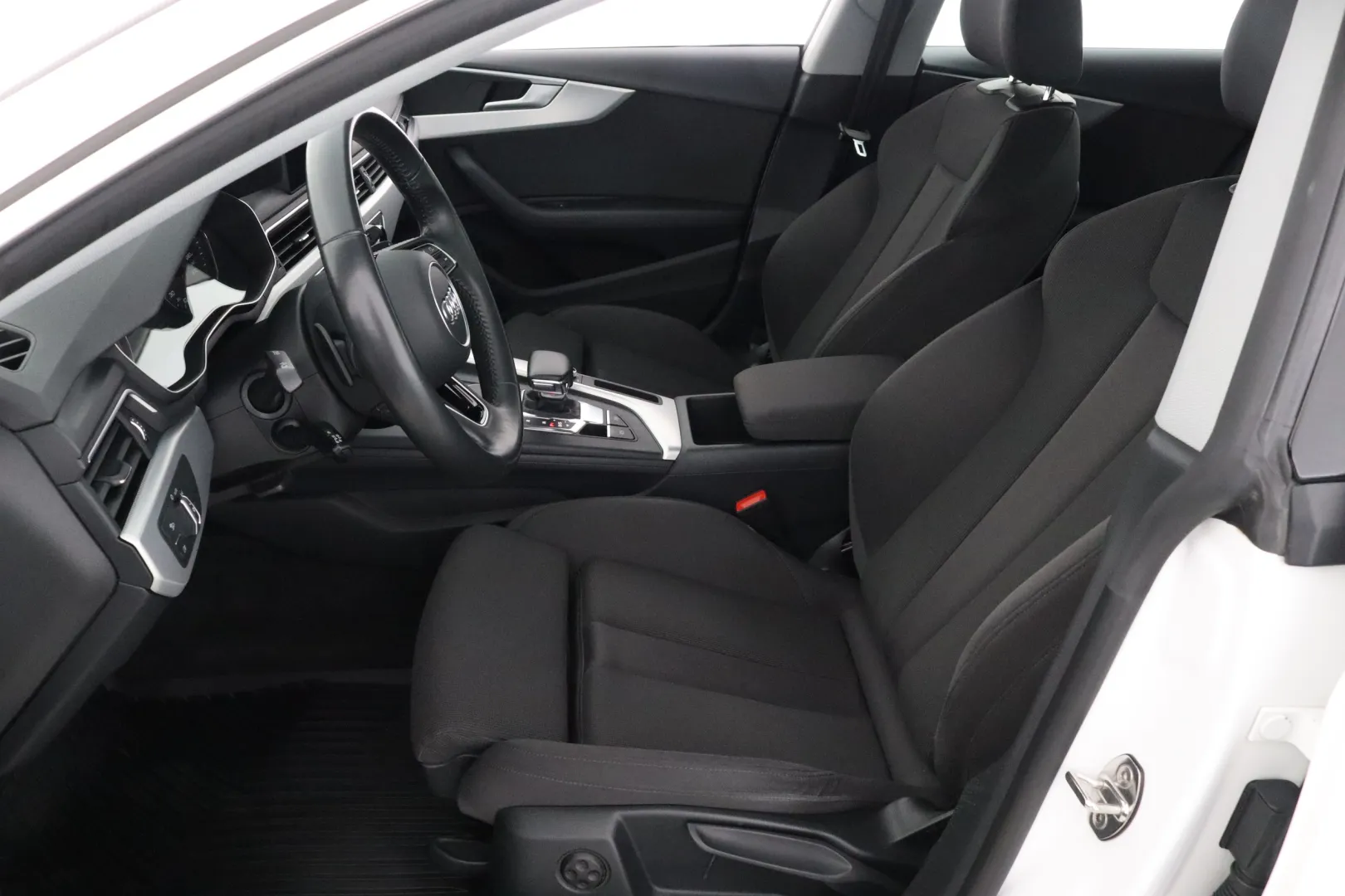 AUDI A5 CNT-905 carousel image