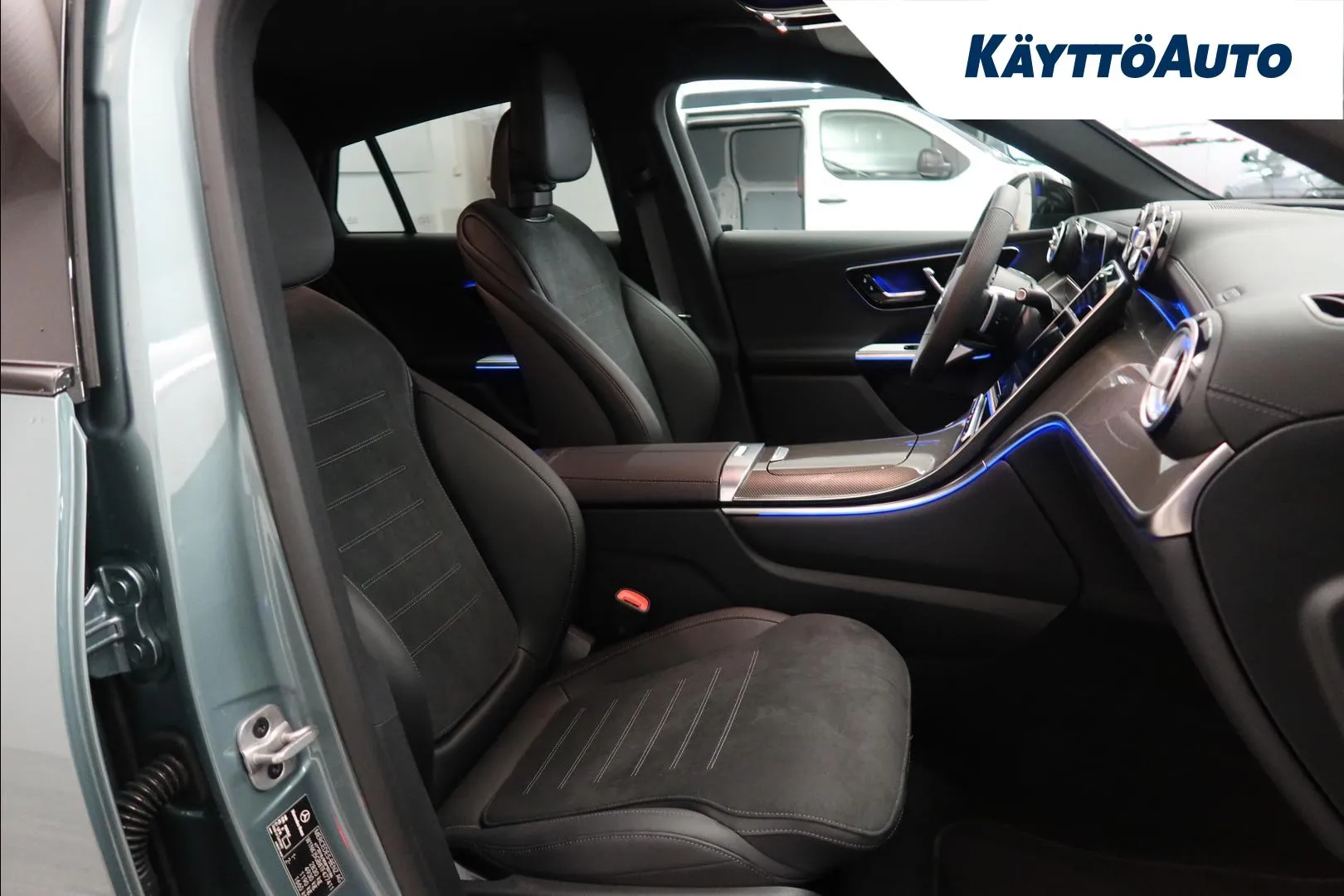 Mercedes-Benz GLC EVP-111 carousel image