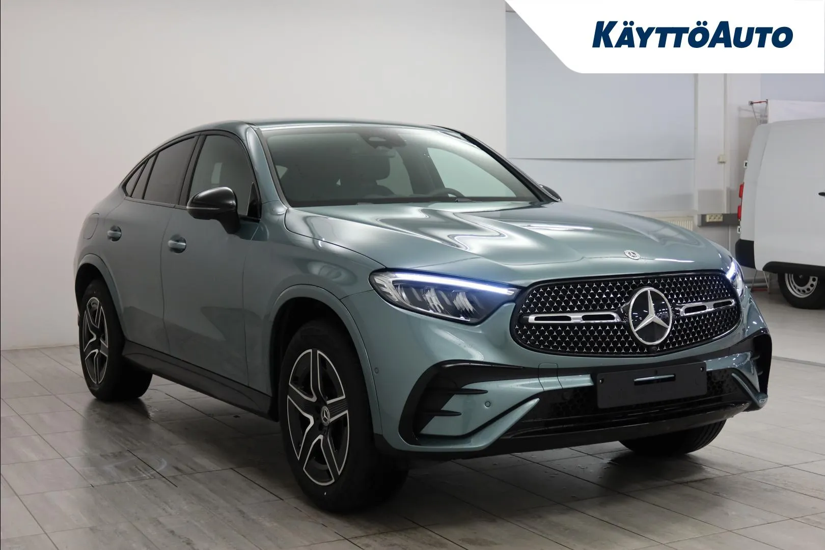 Mercedes-Benz GLC EVP-111 carousel image