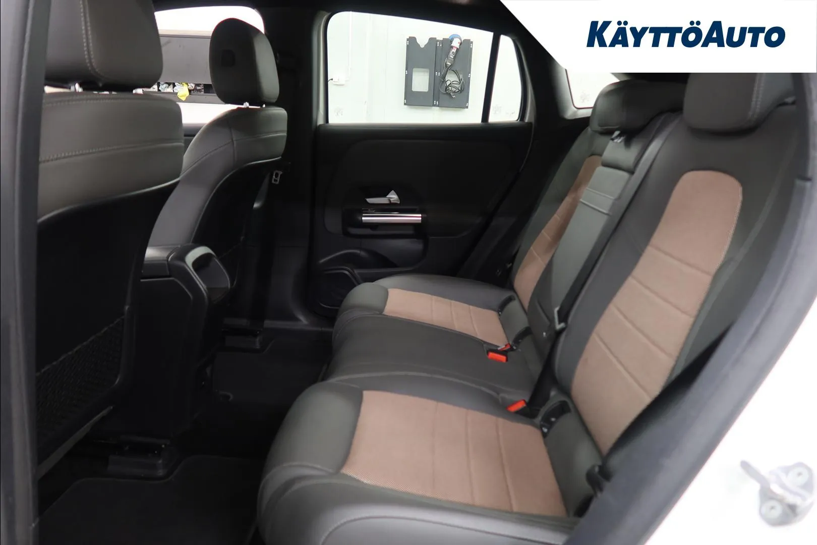 Mercedes-Benz EQA LPP-815 carousel image