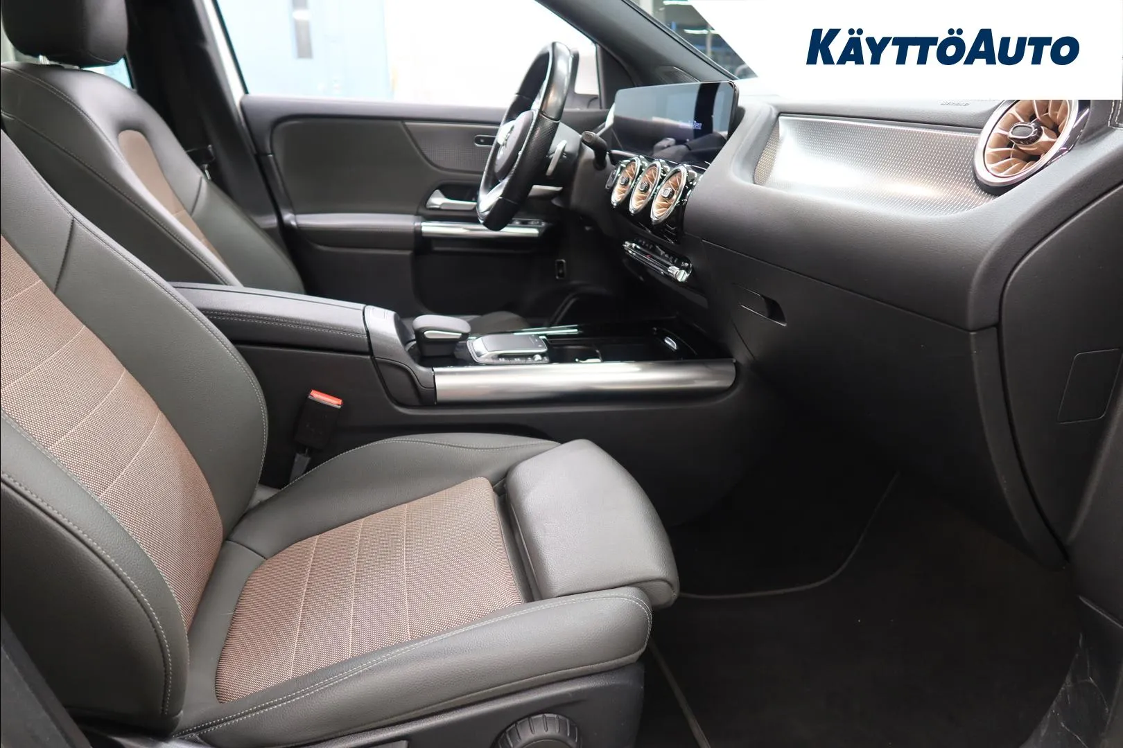 Mercedes-Benz EQA LPP-815 carousel image