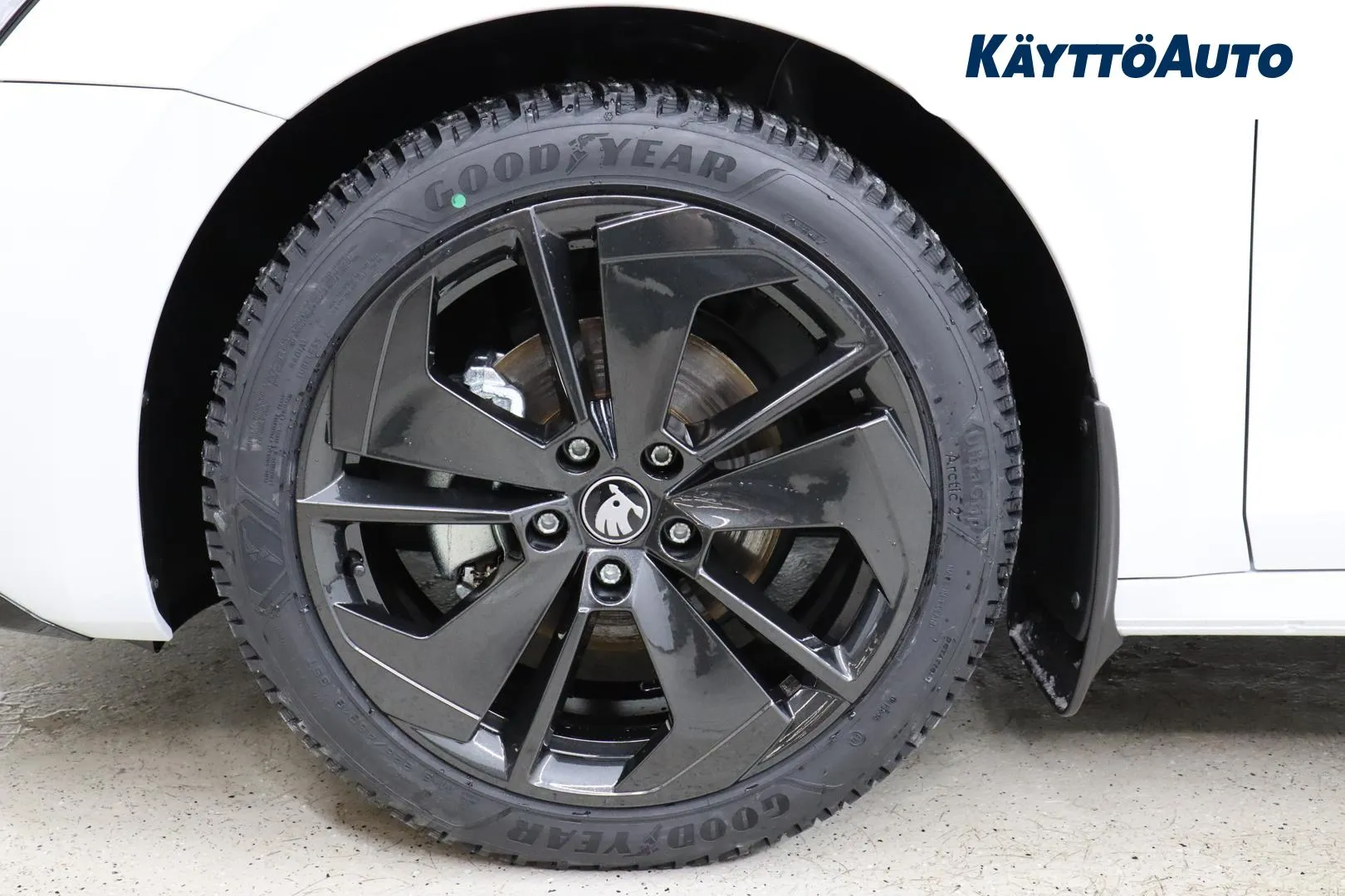 Skoda Octavia CRZ-799 carousel image