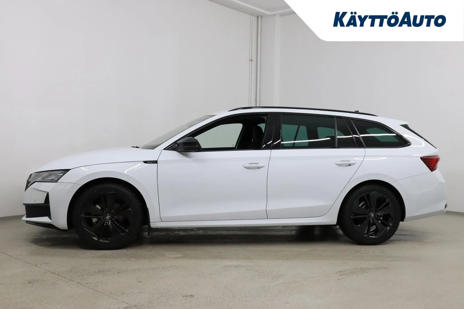 Skoda Octavia CRZ-799 carousel image