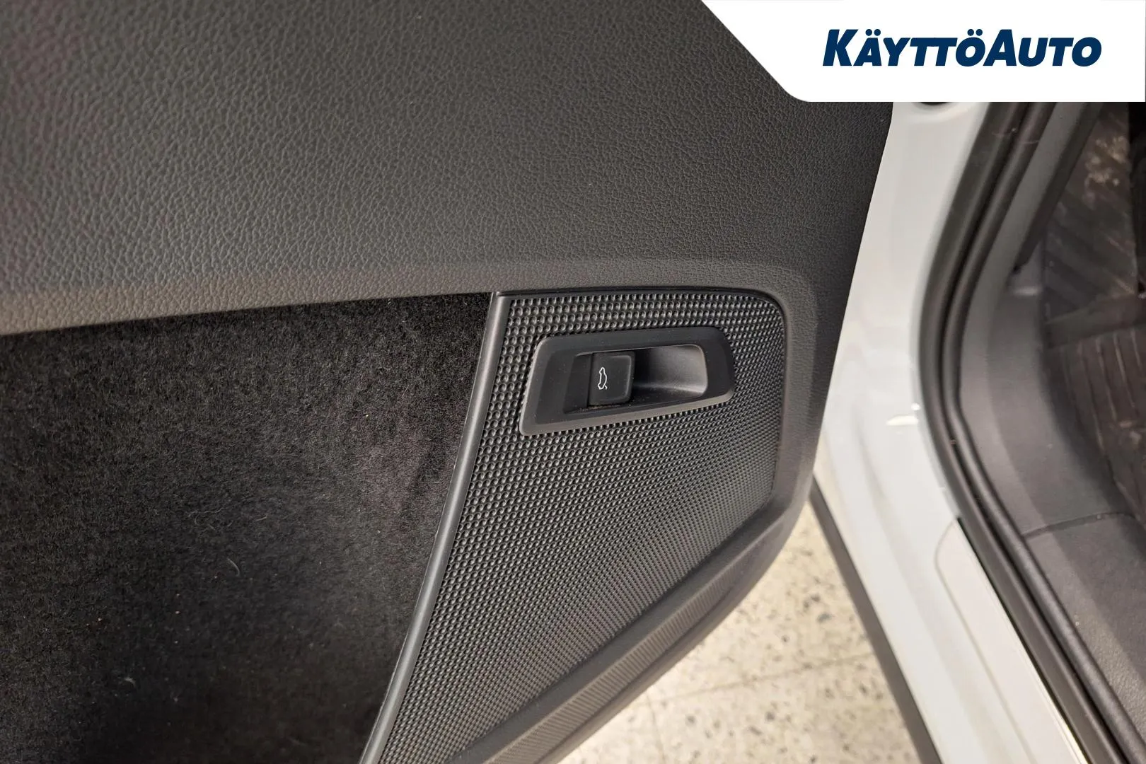 SKODA Kodiaq SVZ-460 carousel image