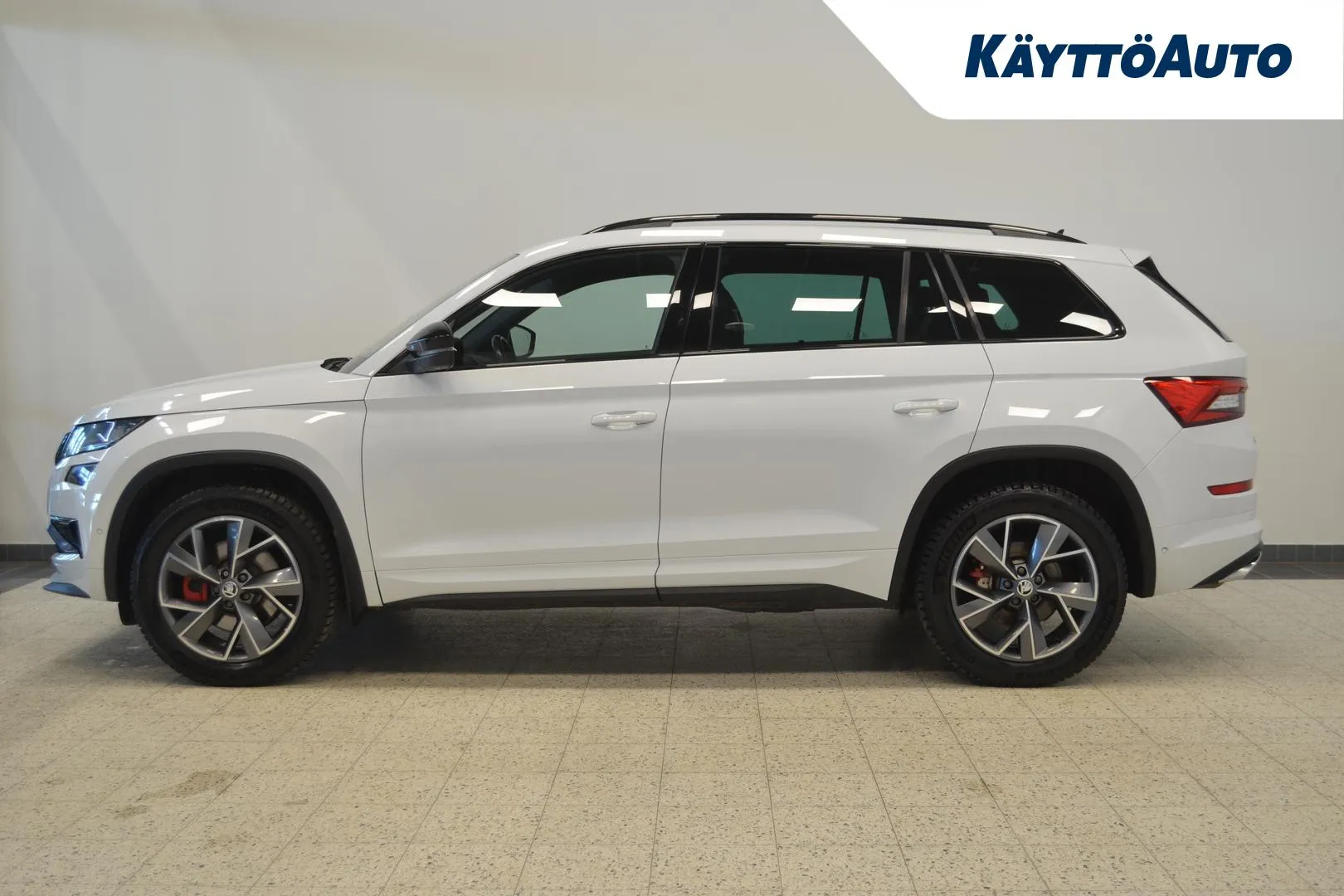 SKODA Kodiaq SVZ-460 carousel image