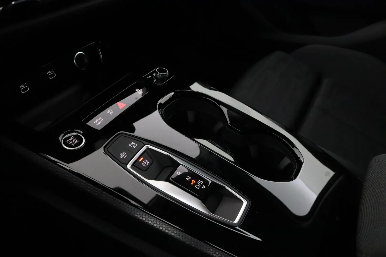 Audi A5 XUZ-416 carousel image