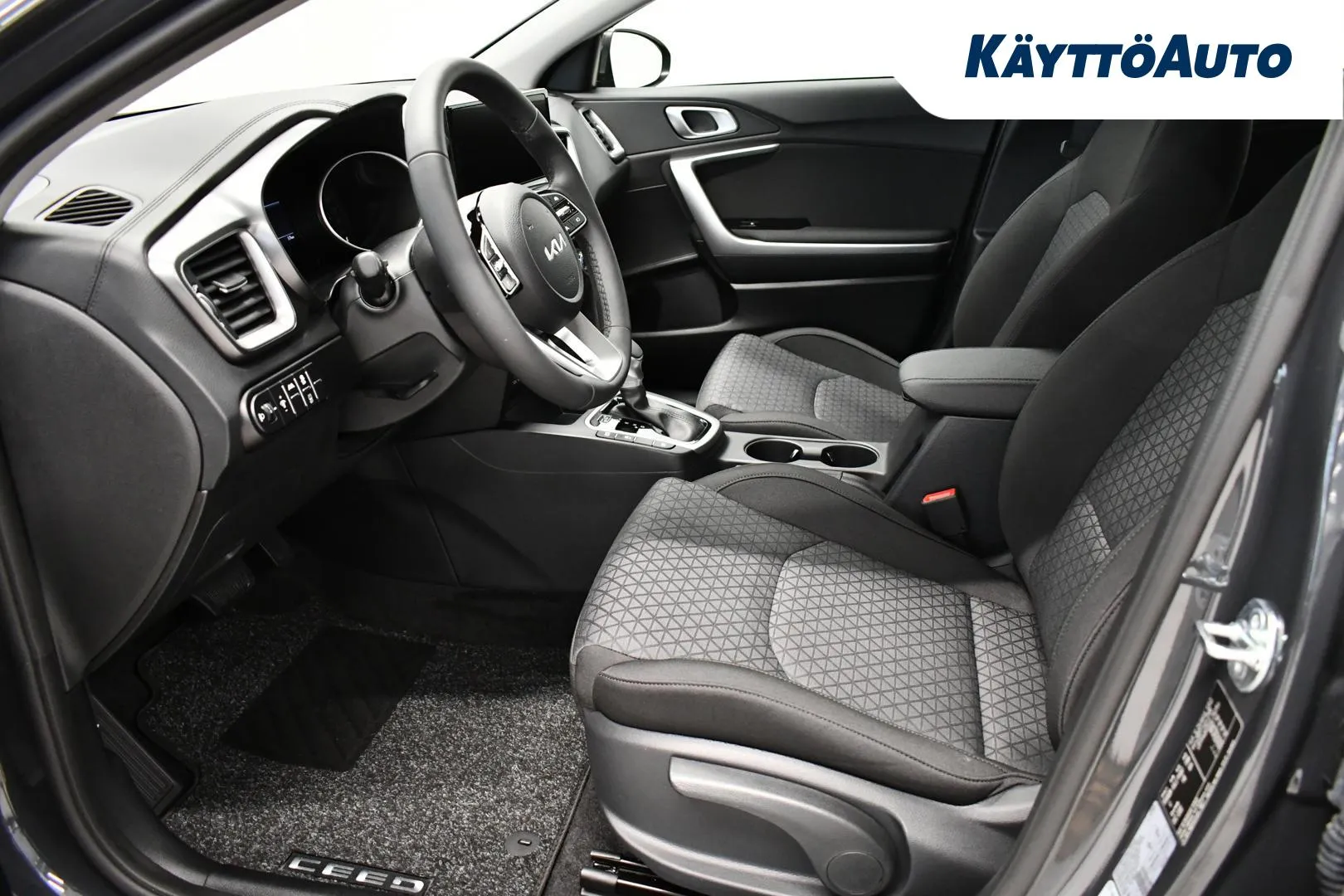 Kia Ceed GRI-226 carousel image