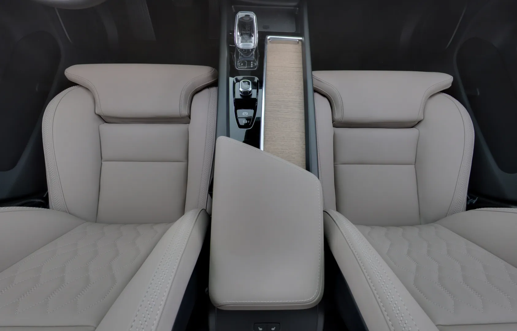 Volvo XC60 GRR-173 carousel image