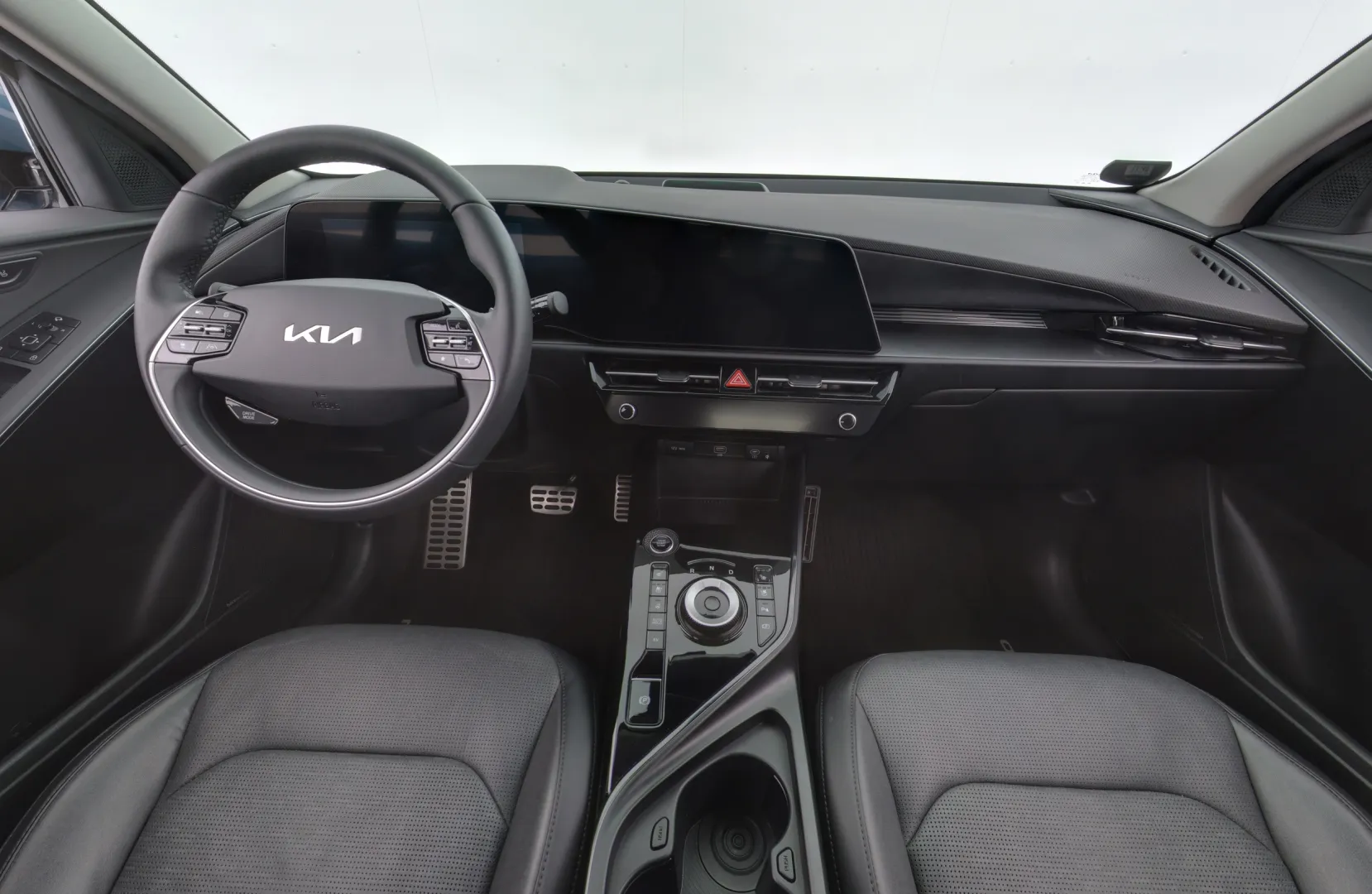 KIA Niro FRX-713 carousel image