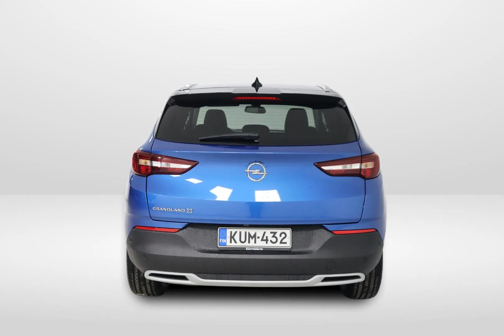 OPEL Grandland X KUM-432 carousel image