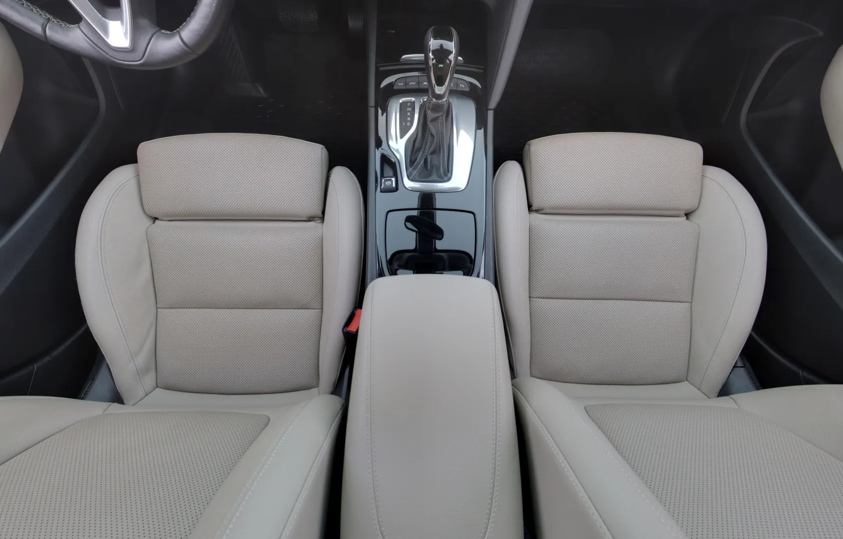 OPEL Insignia MYP-198 carousel image