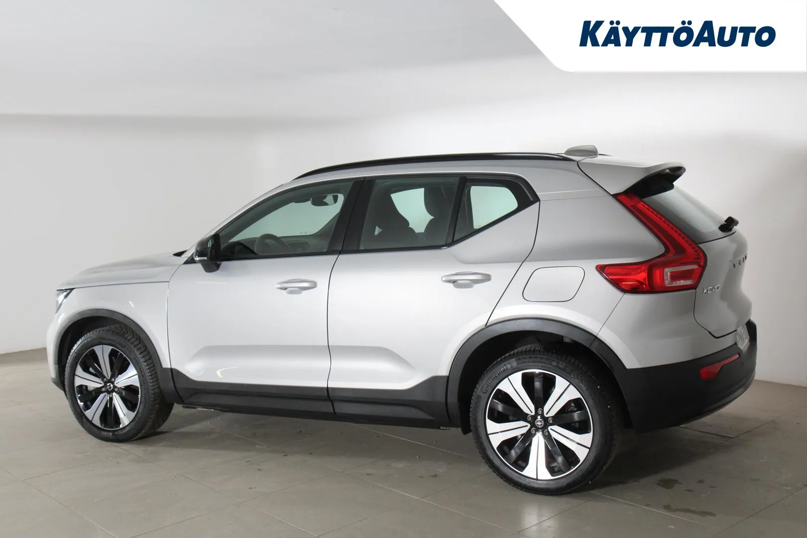 VOLVO XC40 YMA-377 carousel image