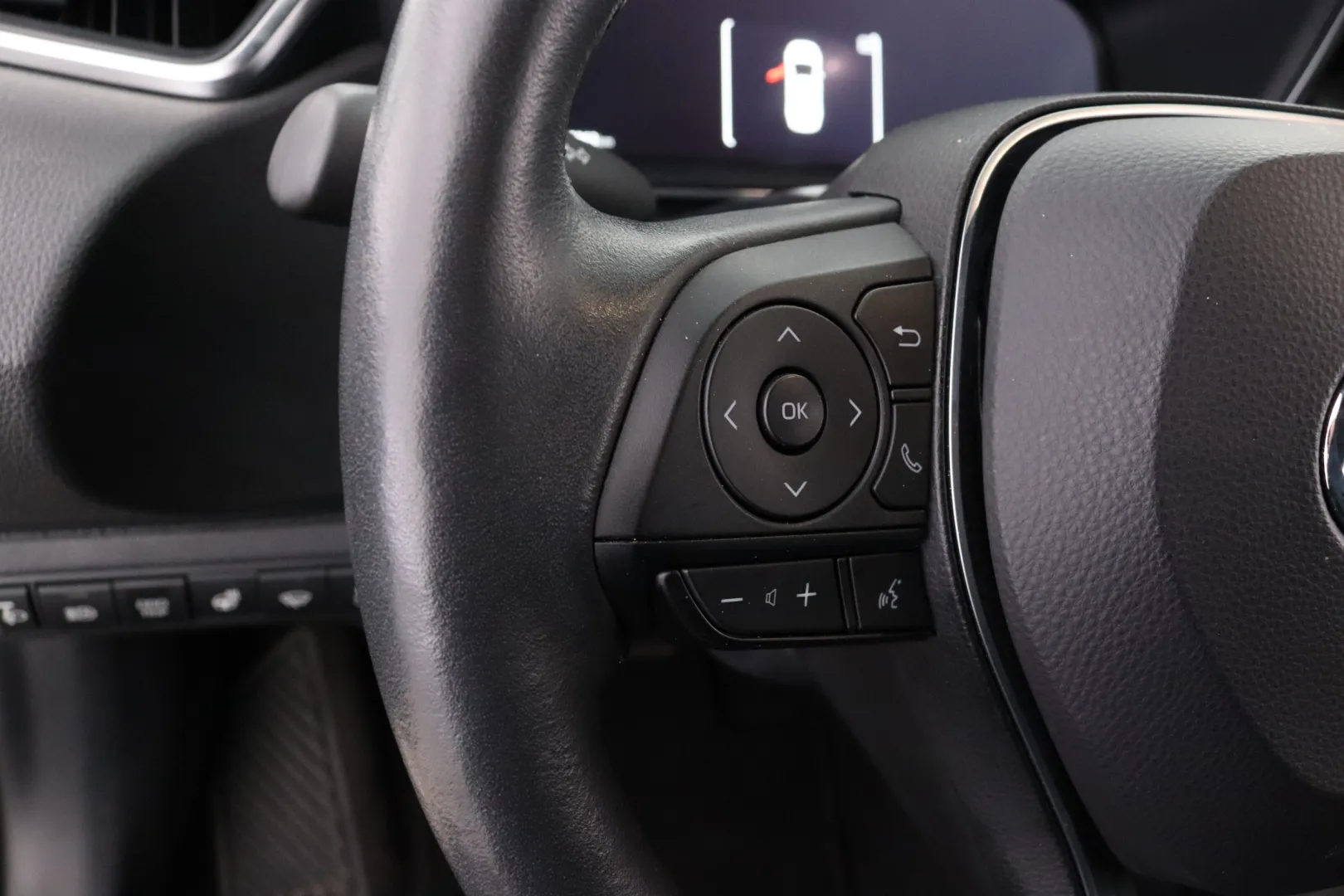 Toyota Corolla CRS-412 carousel image