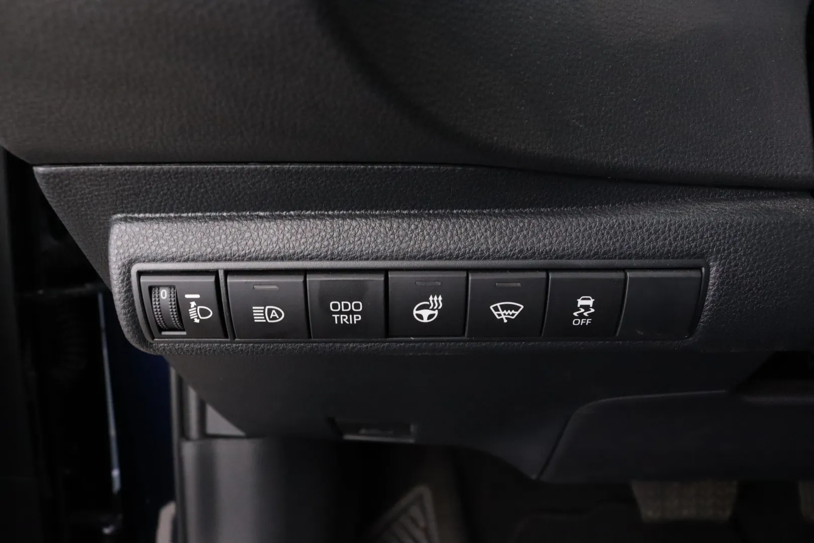 Toyota Corolla CRS-412 carousel image