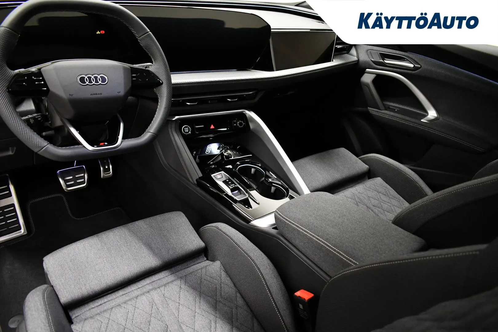 Audi Q5 YZZ-710 carousel image