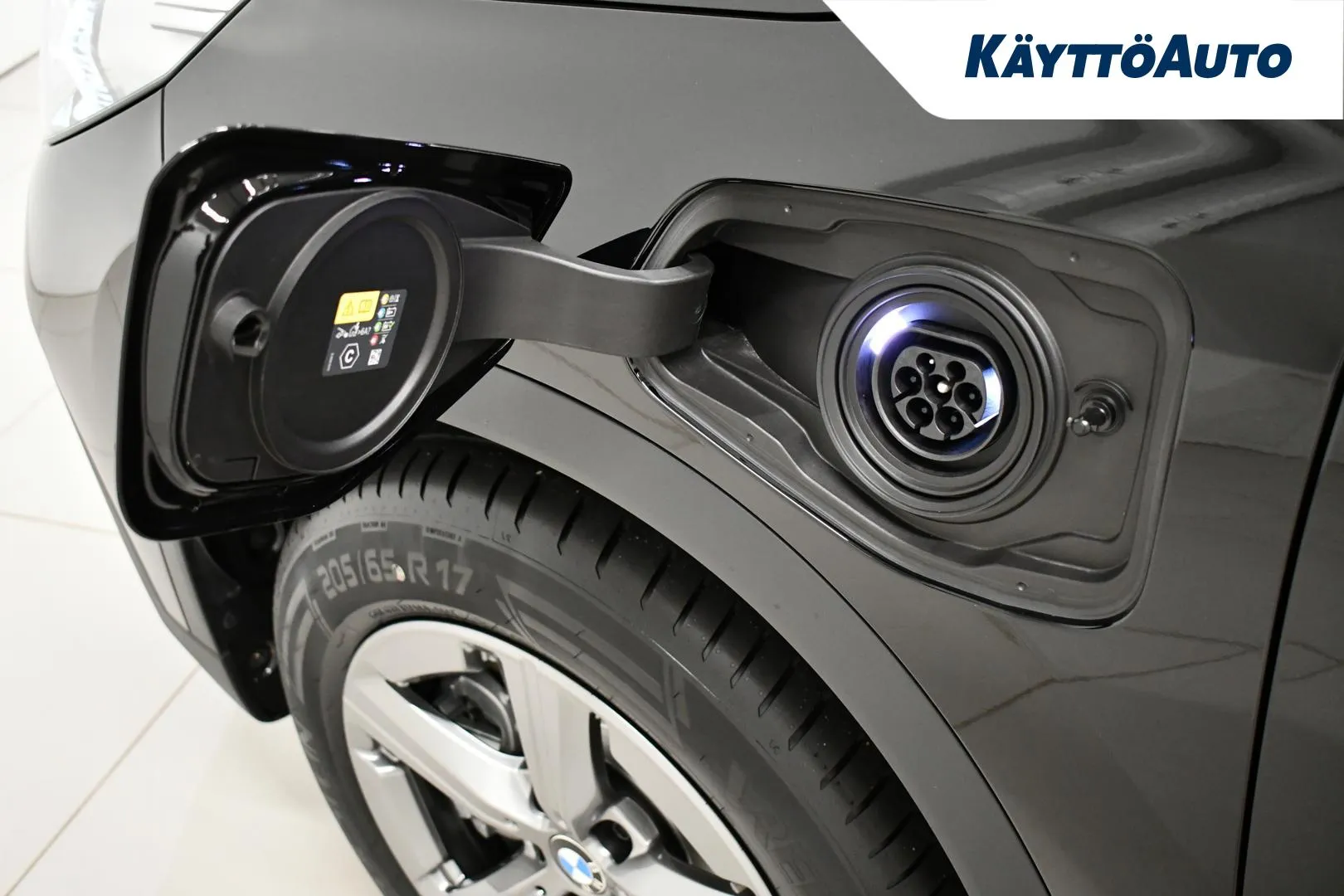 BMW X1 ZPV-817 carousel image