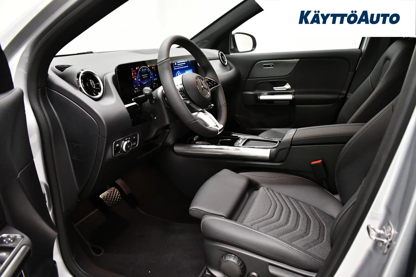 Mercedes-Benz GLA CSP-535 carousel image