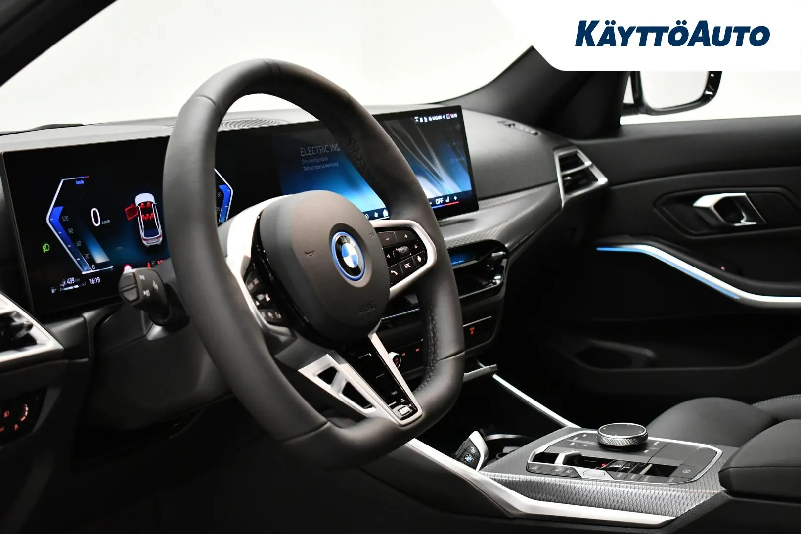 BMW 330 YYE-538 carousel image