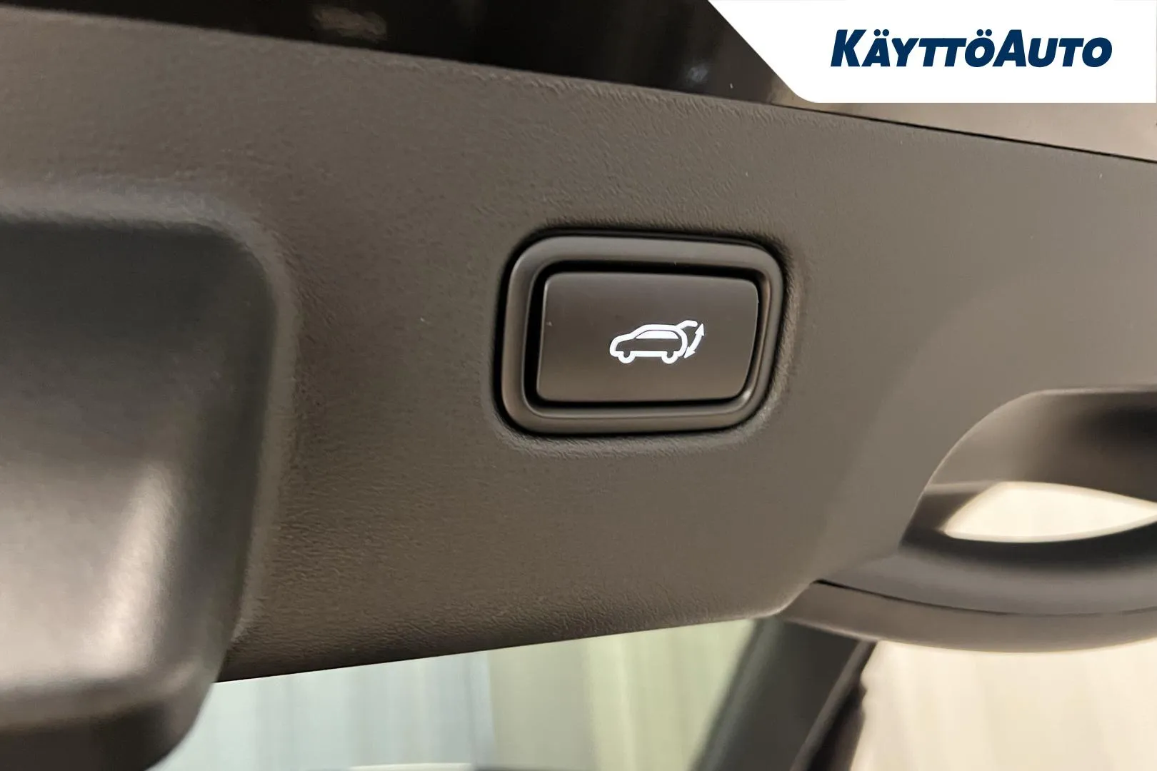 Kia EV6 GRN-217 carousel image