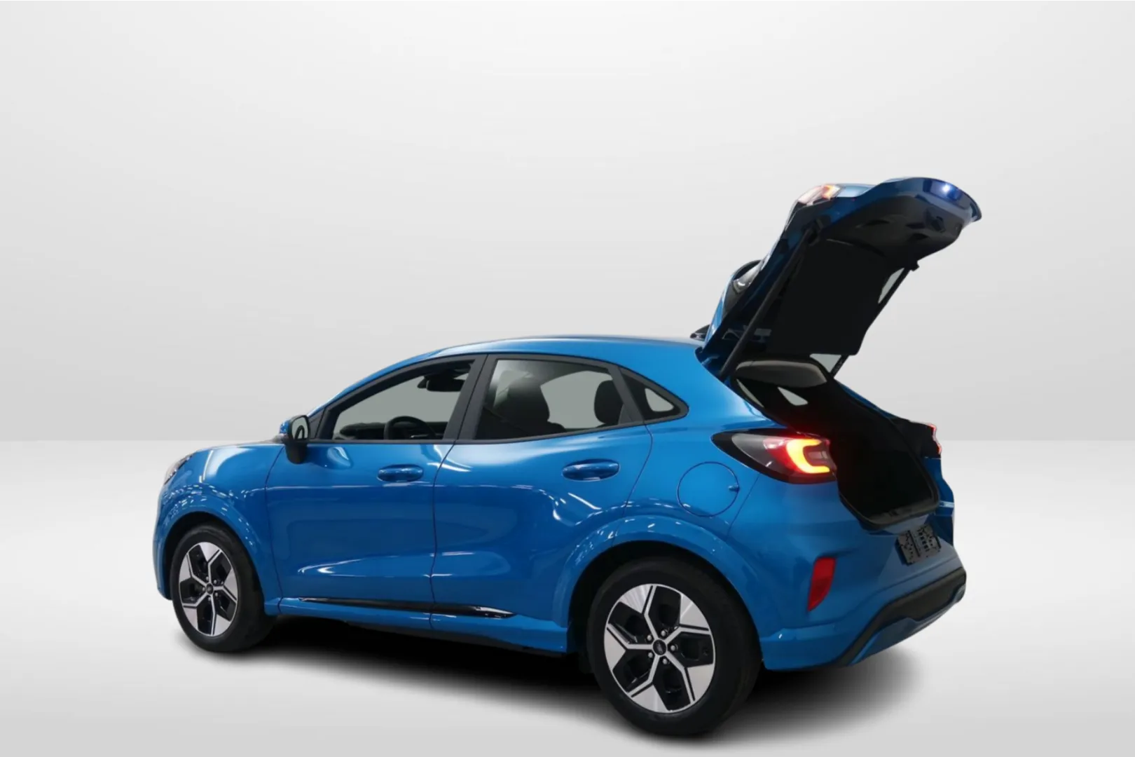 Ford Puma Gen-E JOC-188 carousel image