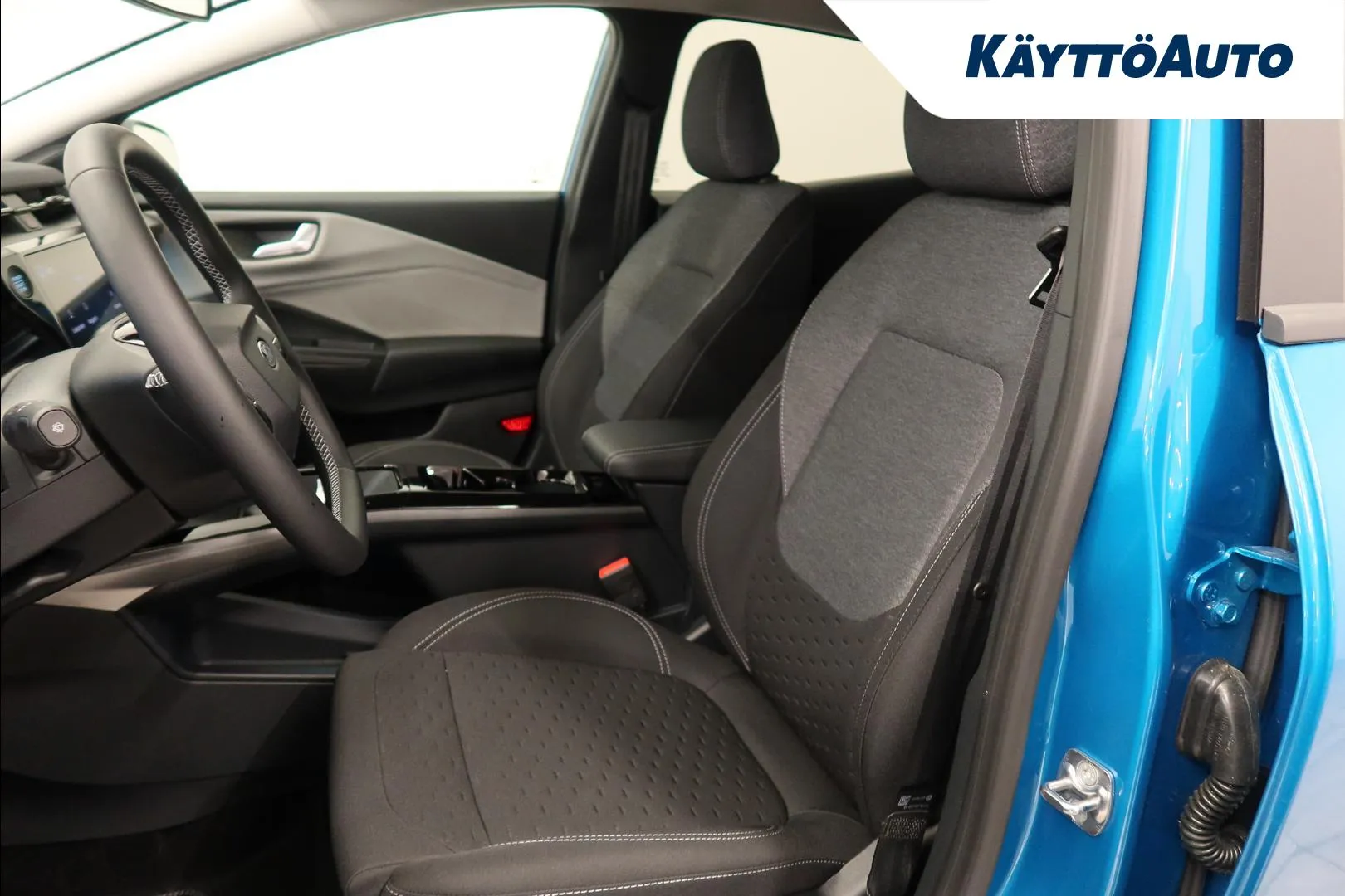 Ford Puma Gen-E JOC-188 carousel image