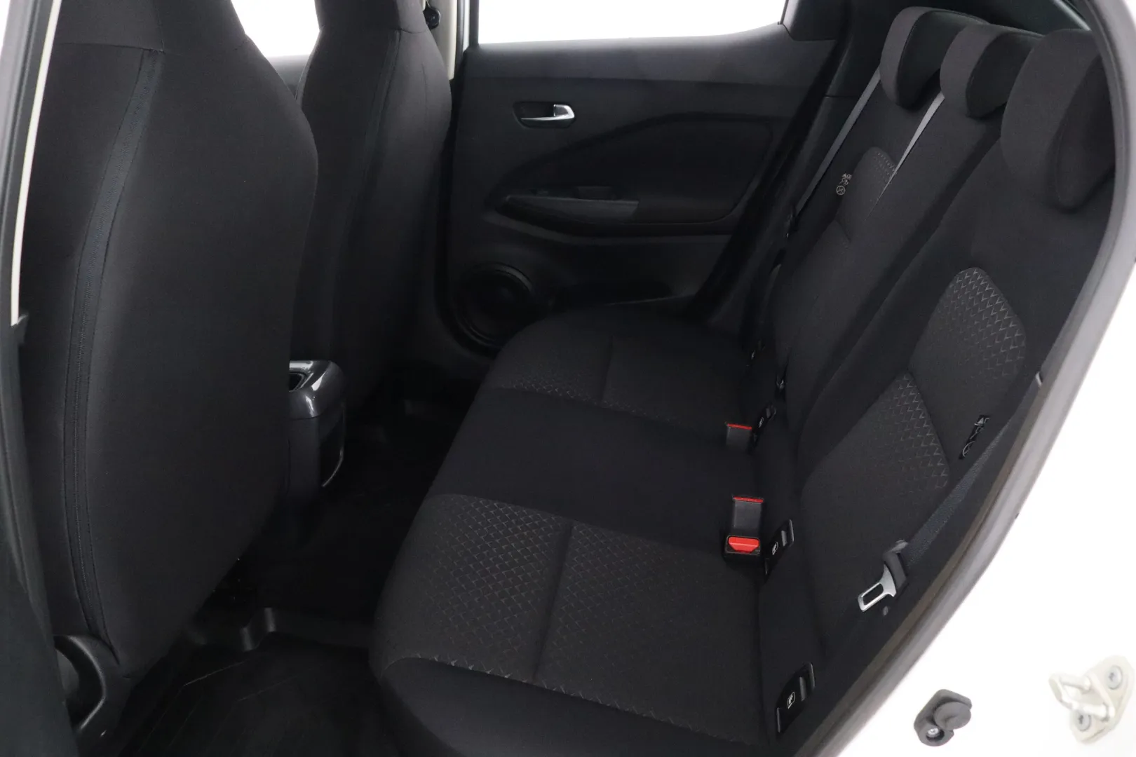 NISSAN Juke XRN-466 carousel image