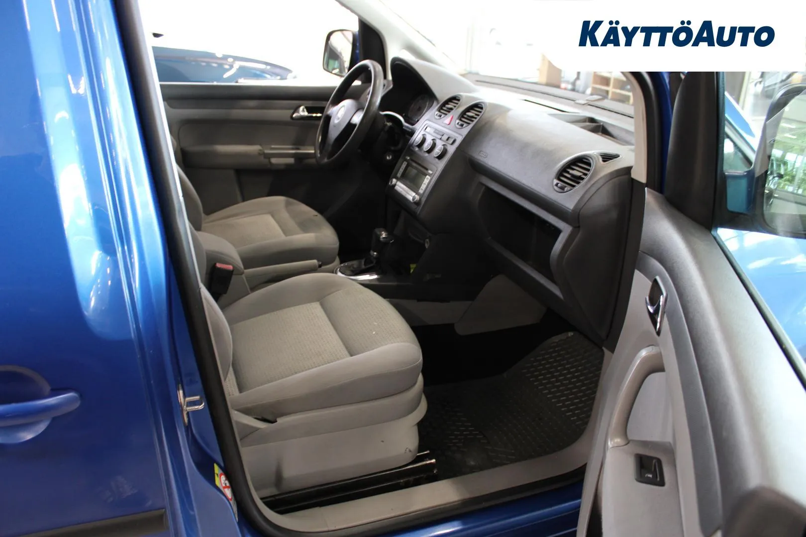 VOLKSWAGEN Caddy EXY-640 carousel image