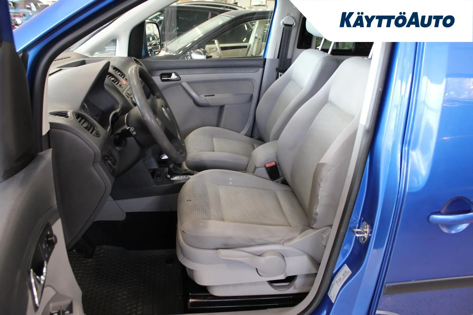 VOLKSWAGEN Caddy EXY-640 carousel image