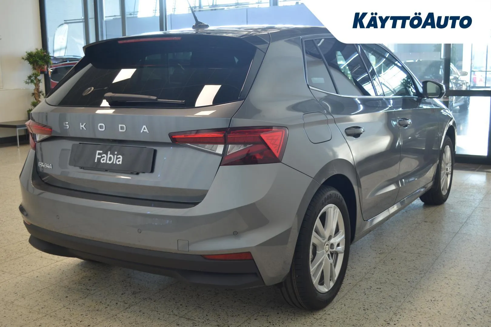 Skoda Fabia RXE-647 carousel image