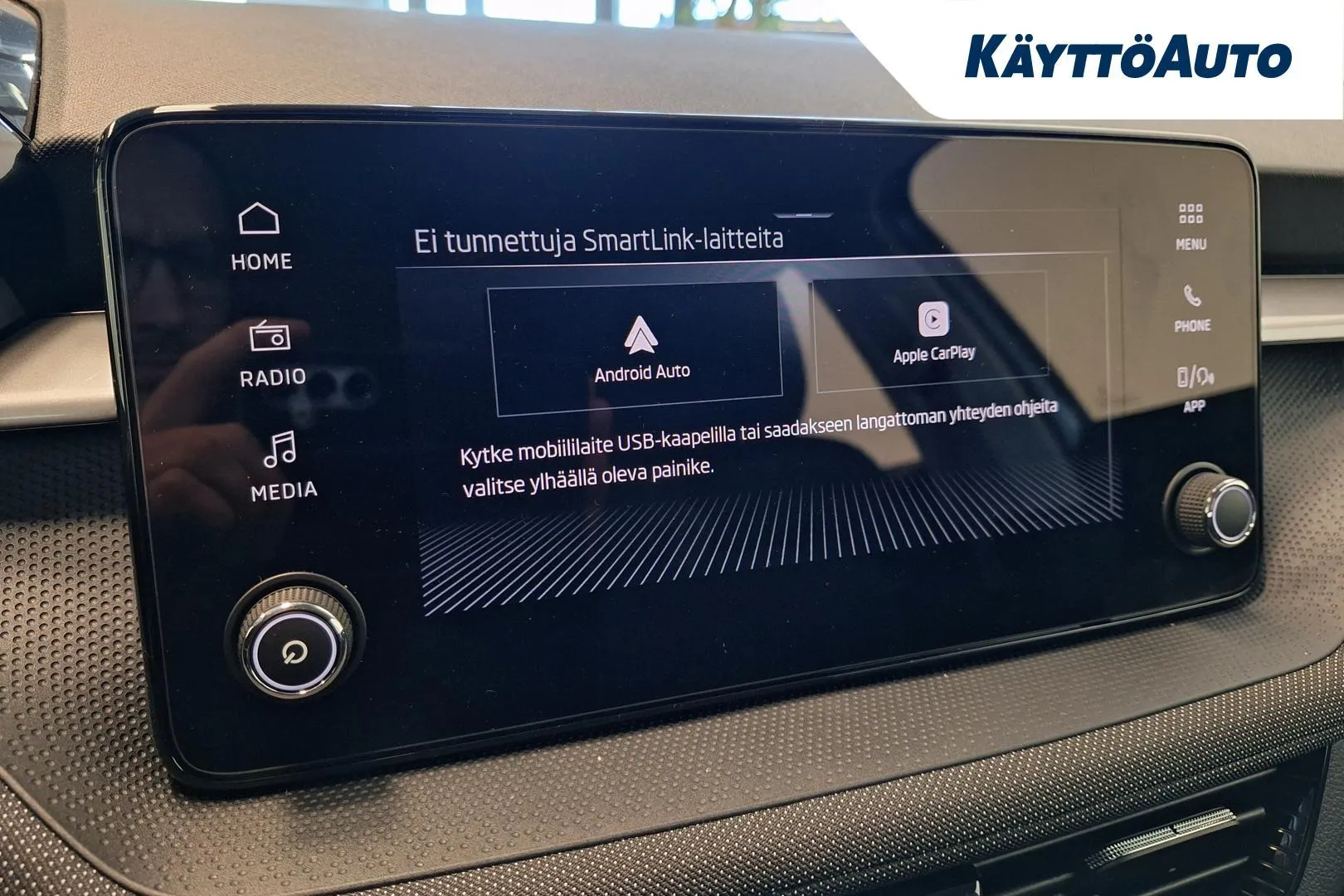 Skoda Fabia RXE-647 carousel image