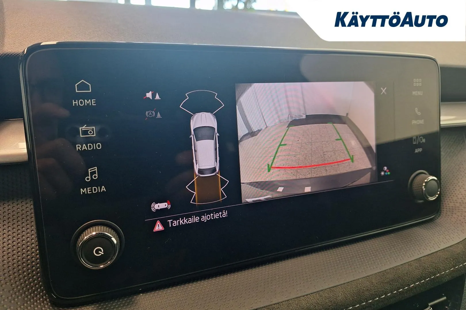 Skoda Fabia RXE-647 carousel image