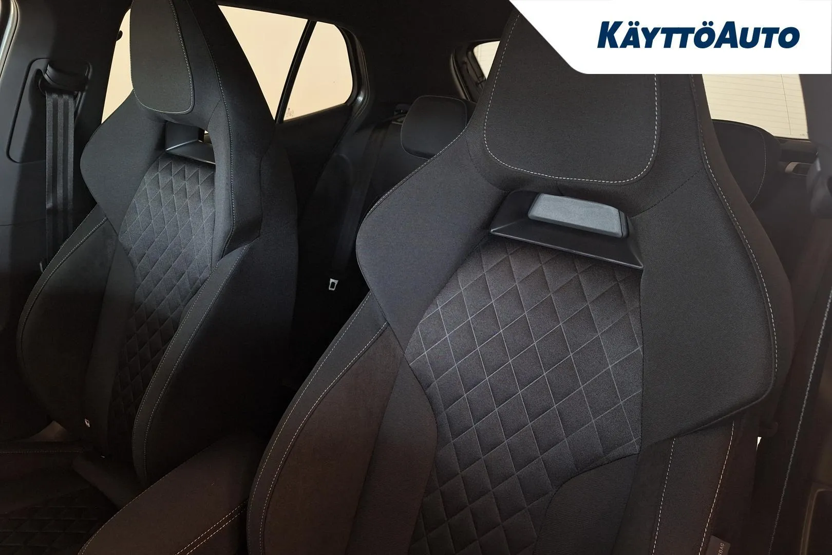 Skoda Fabia RXE-647 carousel image