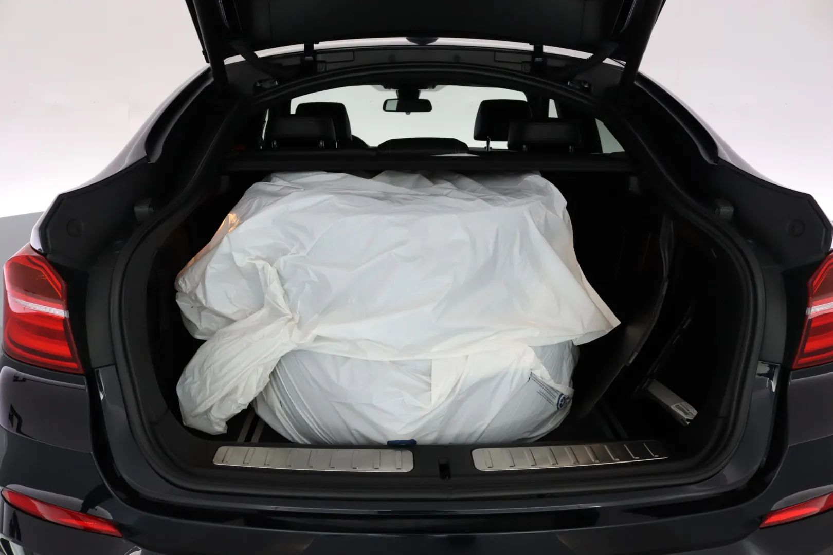 BMW X4 ESM-547 carousel image