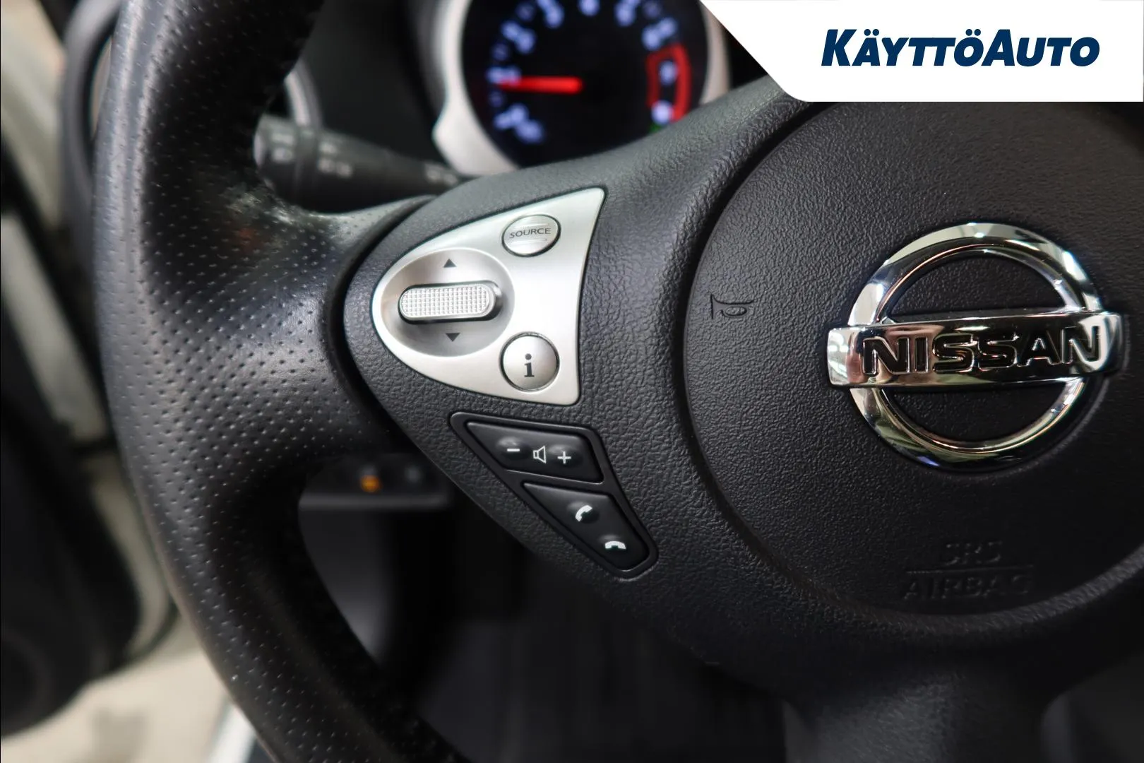 Nissan Juke CJN-833 carousel image